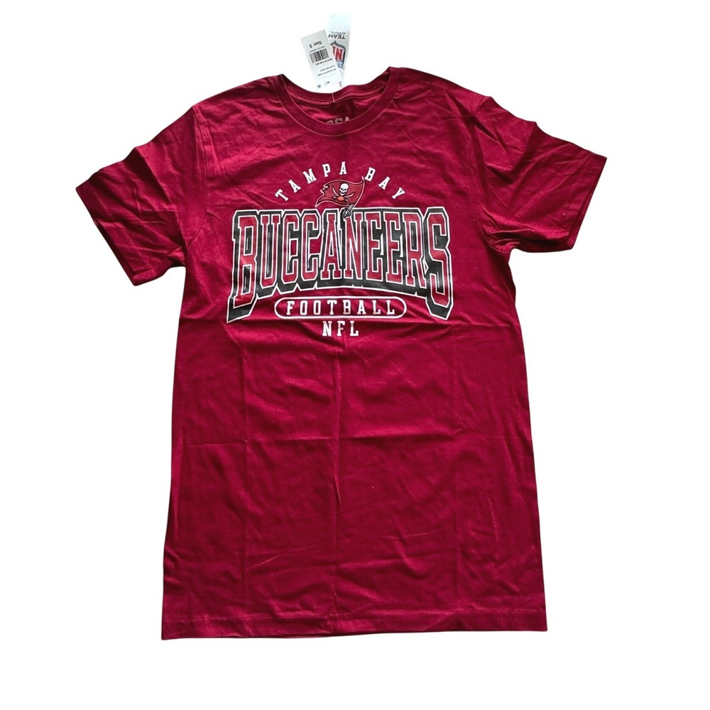 NFL Team Apparel Tampa Bay Buccaneers Football Red Graphic T-Shirt Mens Small